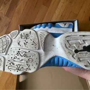 Jordan Retro 9 Colombia blue size 7Y